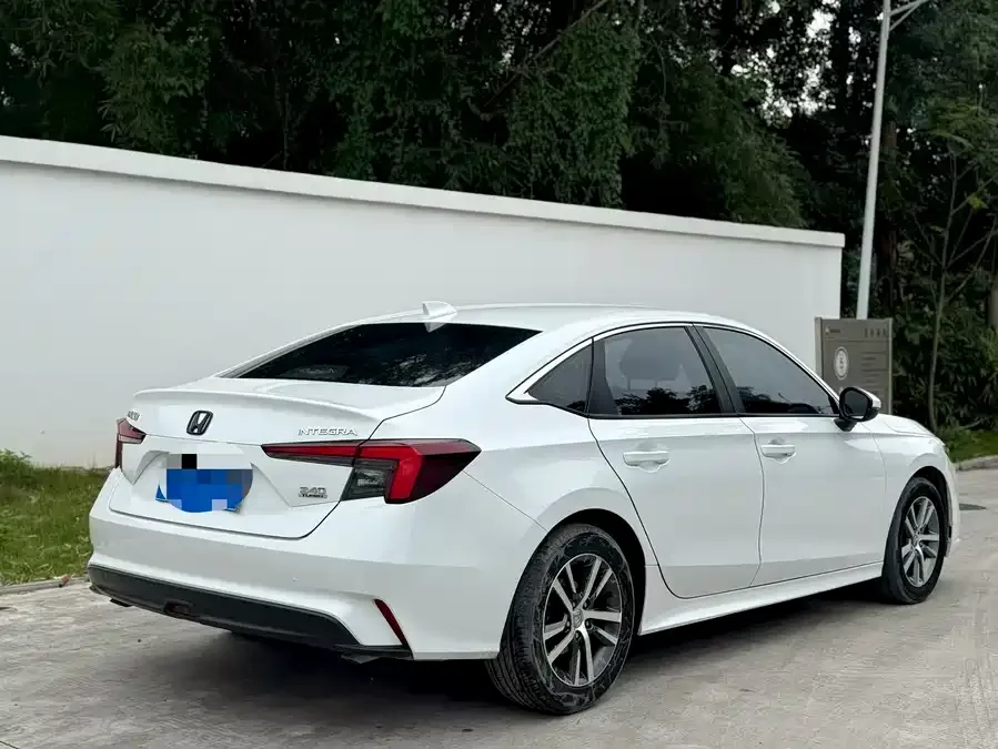 Honda Integra Stylish 2022 240TURBO CVT Technology Edition 2022 — миниатюра 4