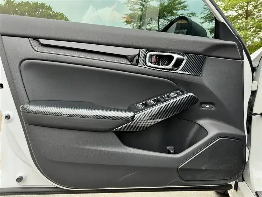 Honda Integra Stylish 2023 240TURBO CVT Deluxe Edition 2024 — миниатюра 5