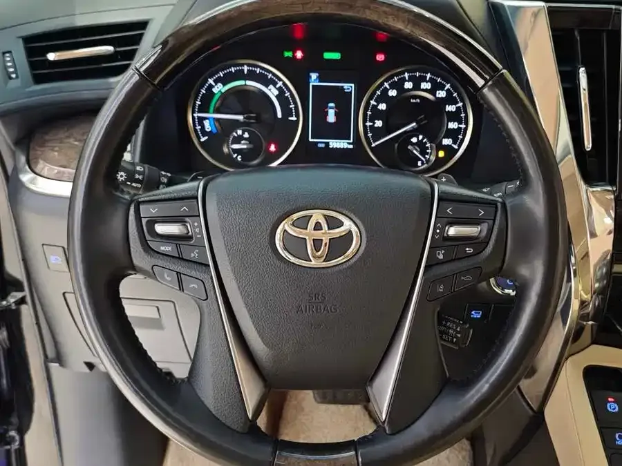 Toyota Alphard Alfa 2021 Dual Engine 2.5L Premium Edition 2023 — миниатюра 4