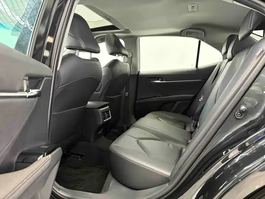 Toyota Camry Camry 2022 2.0GVP Leading Edition 2023 — миниатюра 2