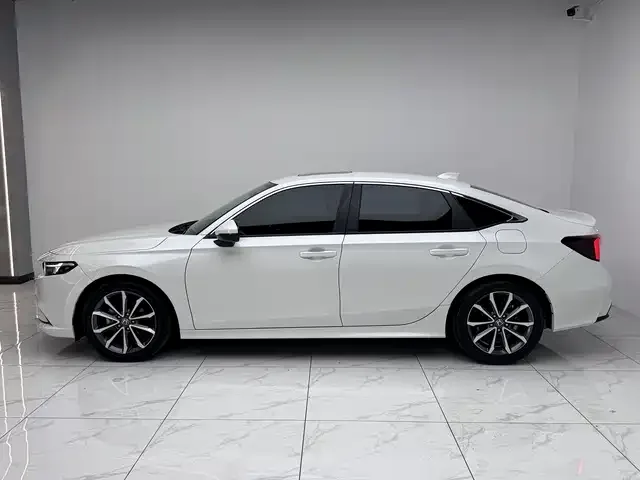 Honda Integra Stylish 2022 240TURBO CVT Deluxe Edition 2022 — миниатюра 2