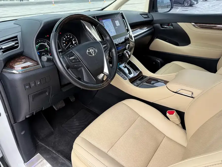 Toyota Alphard Alfa 2021 Dual Engine 2.5L Deluxe Edition 2022 — миниатюра 3