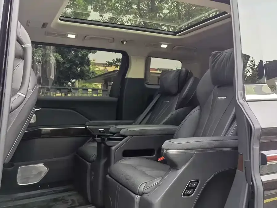 Hongqi HQ9 Hongqi HQ9 2024 2.0T Luxury Edition 2024 — миниатюра 3