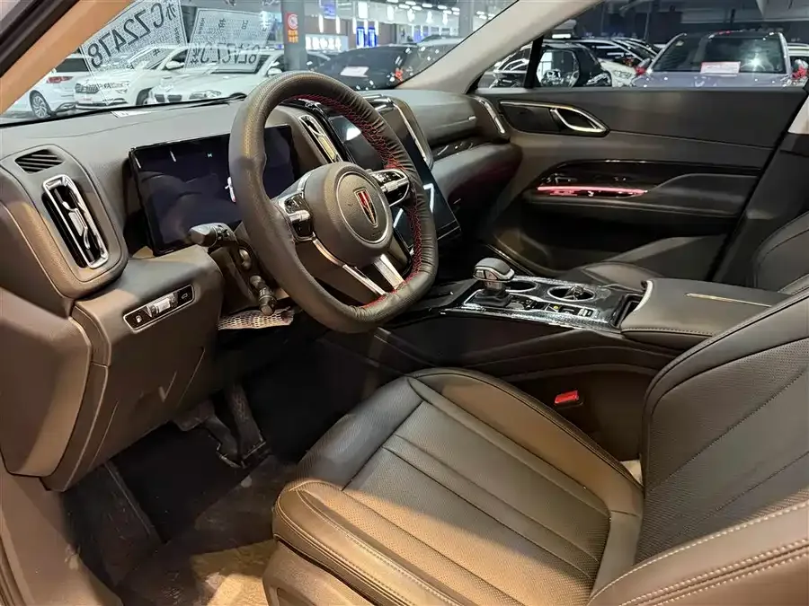 Hongqi HS3 PHEV Hongqi HS3 PHEV 2025 117km Jinwei Edition 2025 — миниатюра 2