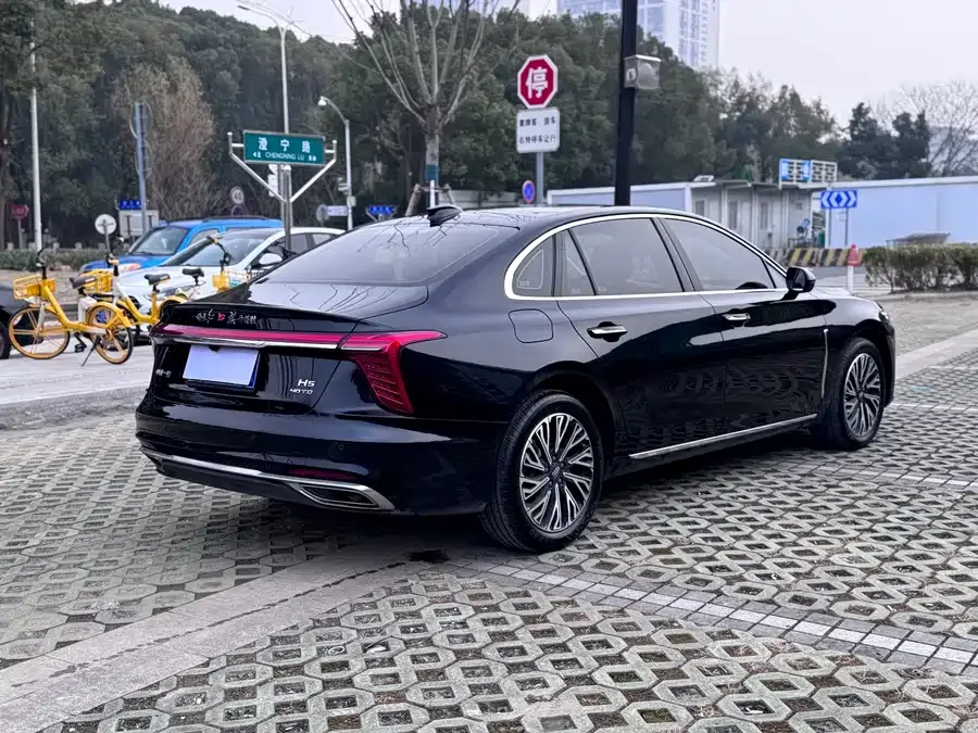 Hongqi H5 Hongqi H5 2024 2.0T Automatic Intelligent Connection Flagship Chang Edition 2024 — миниатюра 4