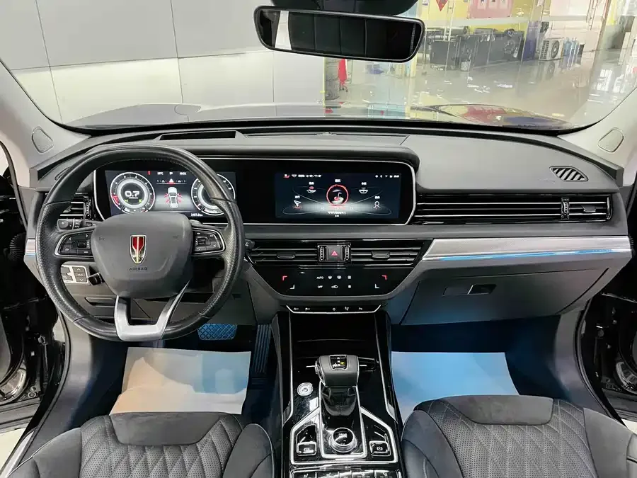 Hongqi HS5 Hongqi HS5 2022 facelift 2.0T Zhilian Qixiang four-wheel drive version 2022 — миниатюра 3