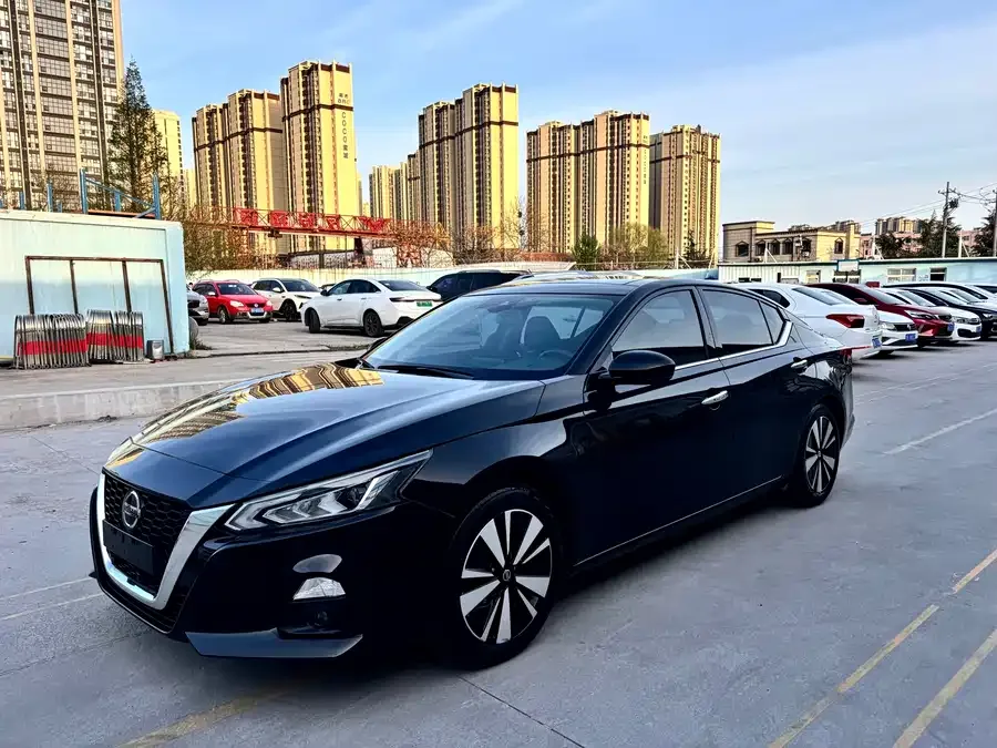 Nissan Altima 2022