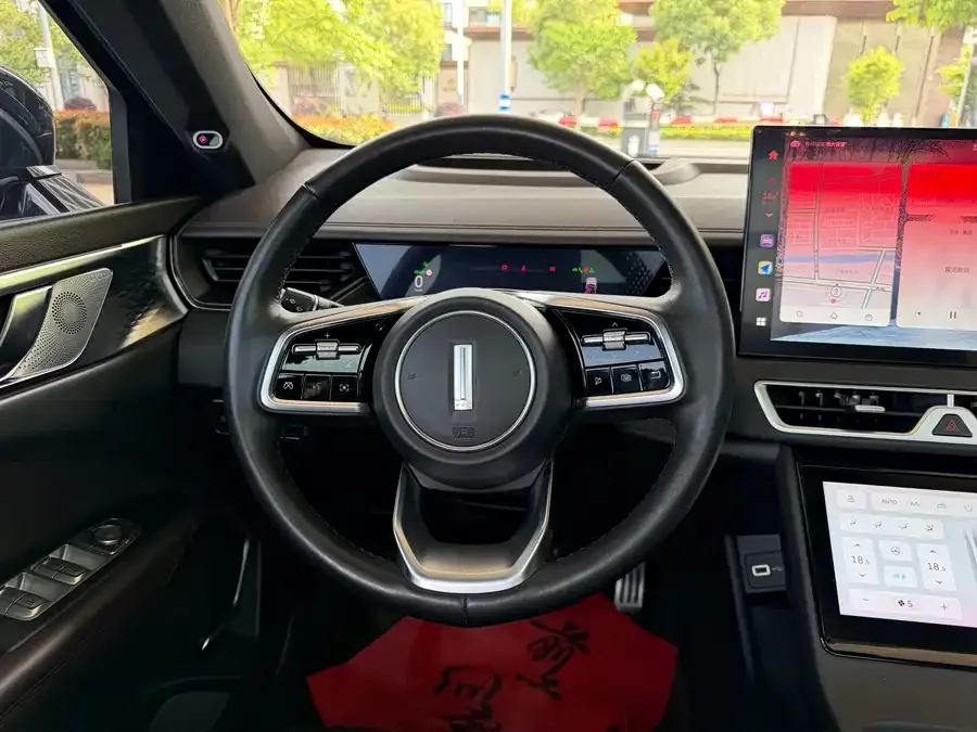 WEY Mocha New Energy Wei Mocha New Energy 2023 Two-wheel Drive Long-range Edition 2023 — миниатюра 5
