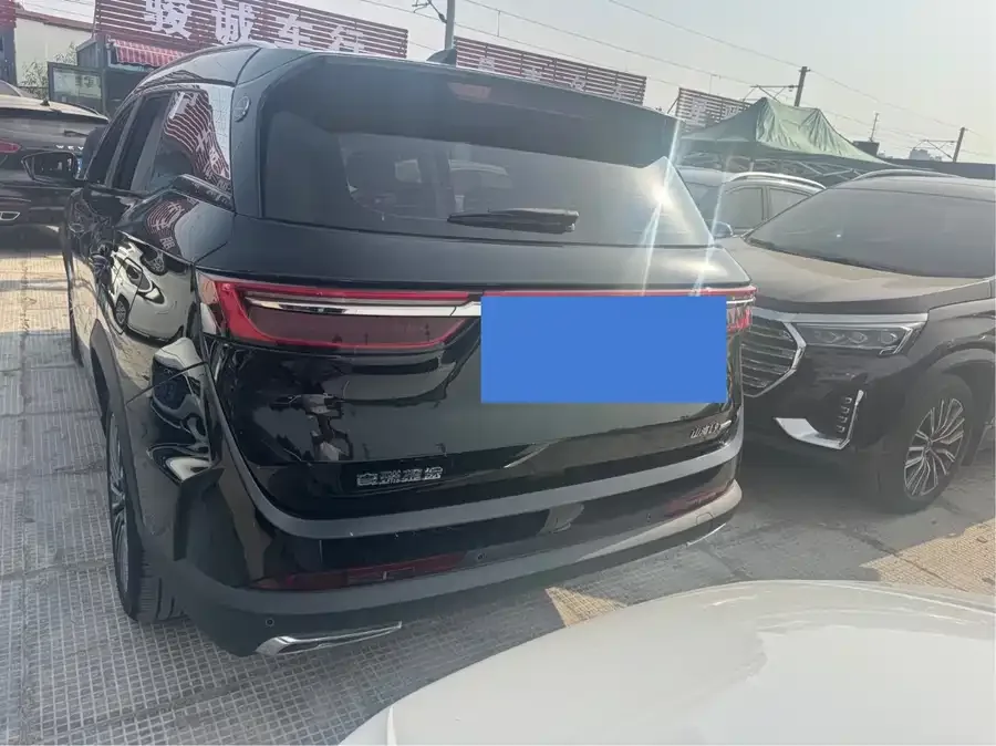 Jetour L9 Jetour Shanhai L9 2024 1.5TD 2DHT Air 7 Seaters 2025 — миниатюра 3