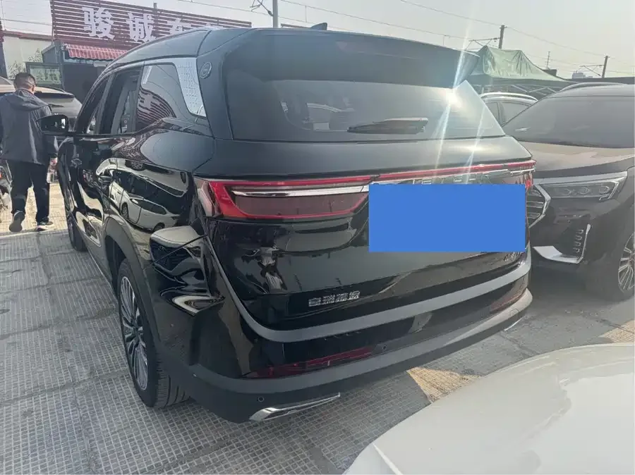 Jetour L9 Jetour Shanhai L9 2024 1.5TD 2DHT Air 7 Seaters 2025 — миниатюра 5