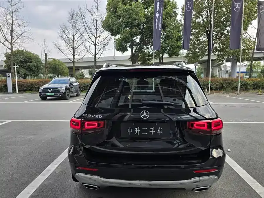 Mercedes-Benz GLB-Class Mercedes-Benz GLB 2022 GLB 220 Dynamic 2022 — миниатюра 3