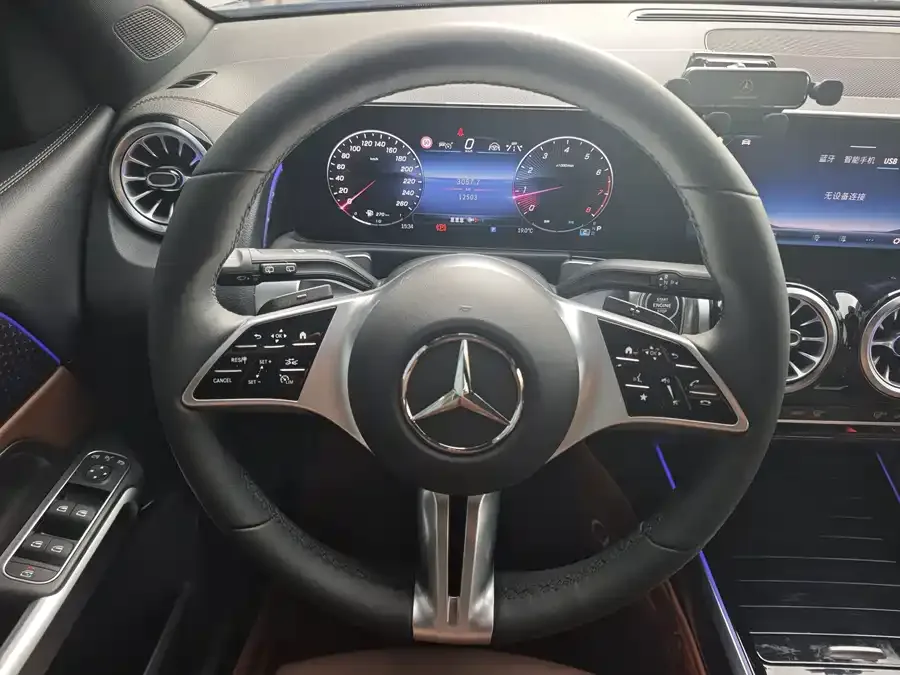 Mercedes-Benz GLB-Class Mercedes-Benz GLB 2025 GLB 220 Dynamic 2025 — миниатюра 4