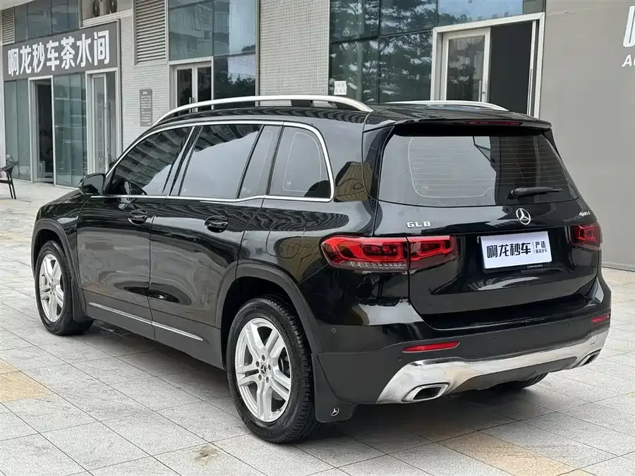 Mercedes-Benz GLB-Class Mercedes-Benz GLB 2023 facelift GLB 200 Fashion Edition 2023 — миниатюра 4