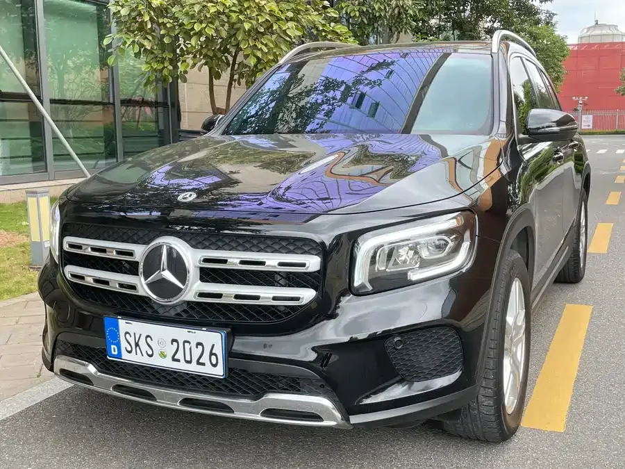 Mercedes-Benz GLB-Class Mercedes-Benz GLB 2023 GLB 200 Dynamic 2023 — фото 1, купить с доставкой в Москву