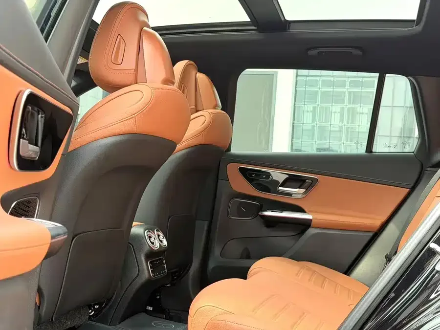 Mercedes-Benz GLC-Class Mercedes-Benz GLC 2025 GLC 260 L 4MATIC Dynamic Edition 2025 — миниатюра 2