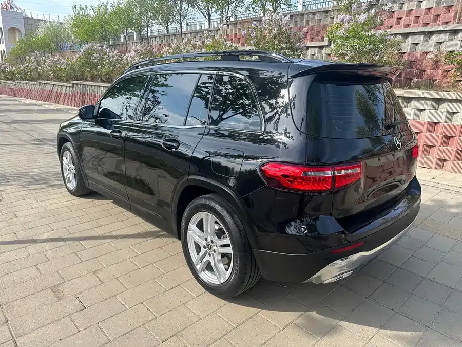 Mercedes-Benz GLB-Class Mercedes-Benz GLB 2022 GLB 180 Dynamic 2022 — миниатюра 3