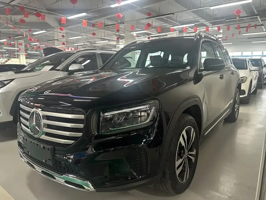 Mercedes-Benz GLB-Class 2023