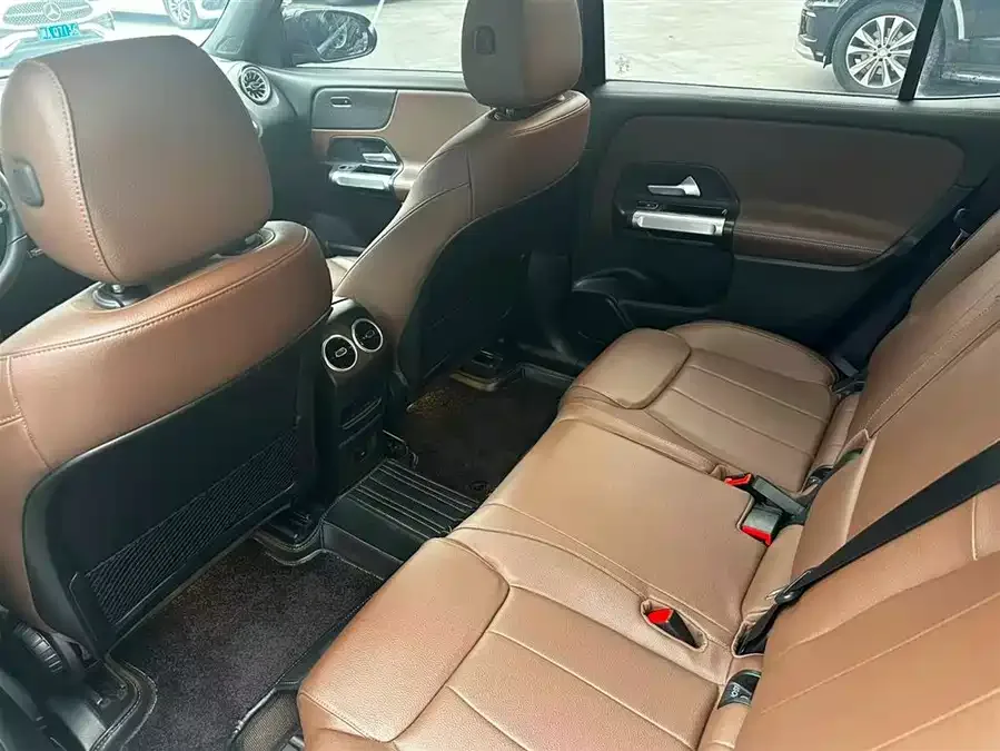 Mercedes-Benz GLB-Class Mercedes-Benz GLB 2022 GLB 220 Fashion Edition 2022 — миниатюра 5