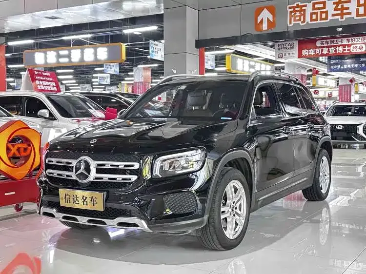 Mercedes-Benz GLB-Class 2023
