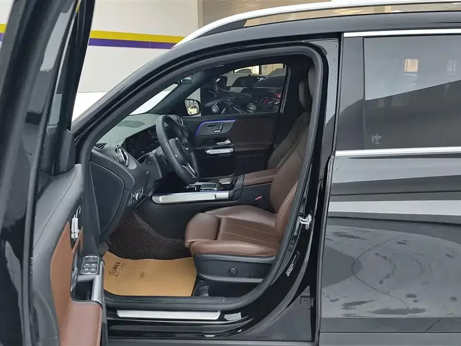 Mercedes-Benz GLB-Class Mercedes-Benz GLB 2023 GLB 220 Dynamic 2023 — миниатюра 3