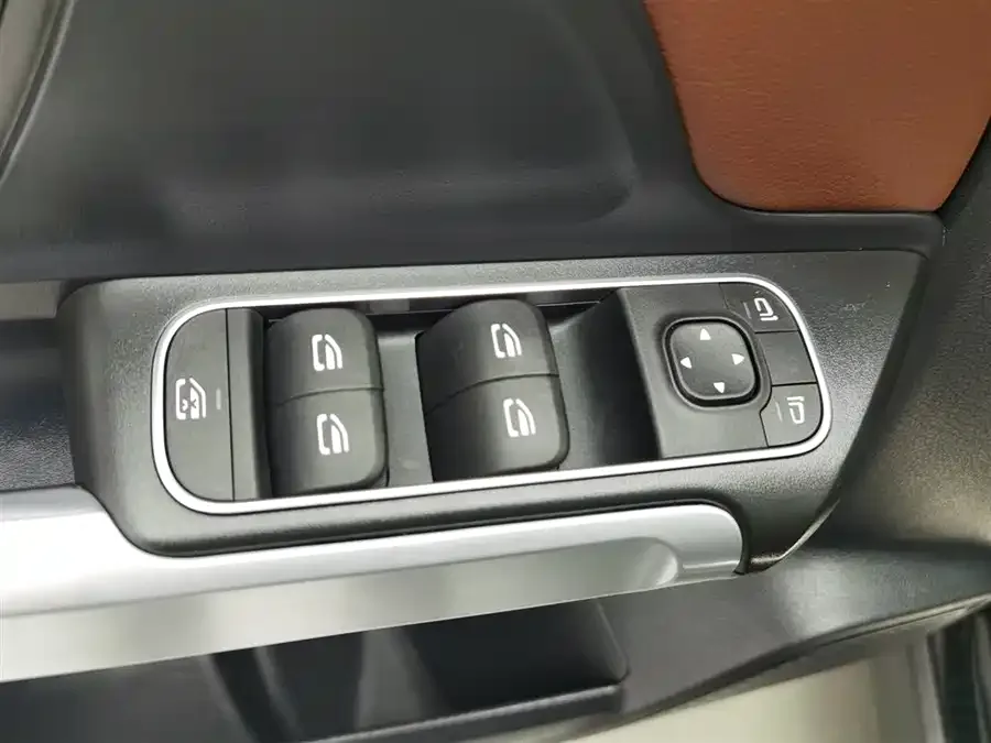 Mercedes-Benz GLB-Class Mercedes-Benz GLB 2022 facelift GLB 200 Dynamic 2022 — миниатюра 3