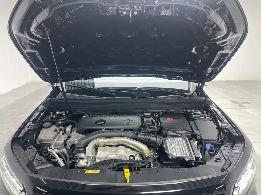 Mercedes-Benz GLB-Class Mercedes-Benz GLB 2024 facelift GLB 220 Dynamic 2024 — миниатюра 3