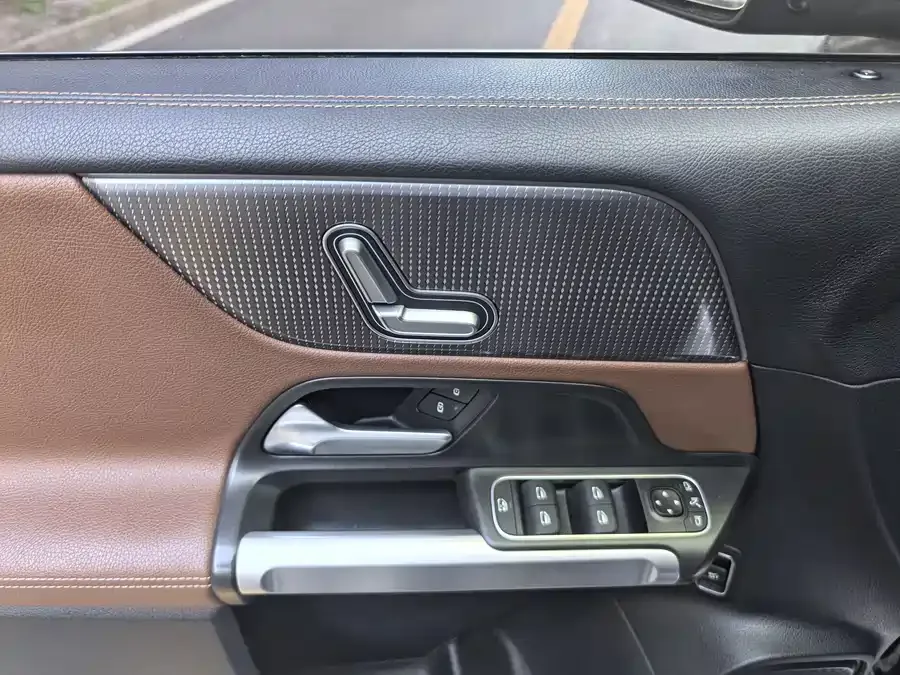 Mercedes-Benz GLB-Class Mercedes-Benz GLB 2021 GLB 200 Dynamic 2022 — миниатюра 3