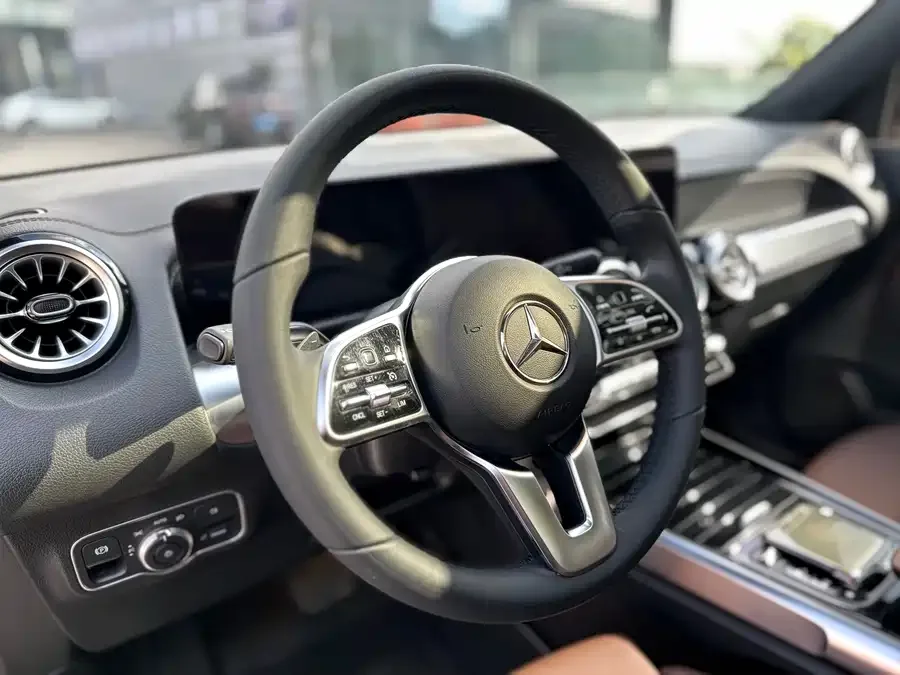 Mercedes-Benz GLB-Class Mercedes-Benz GLB 2023 GLB 220 Fashion Edition 2022 — миниатюра 5