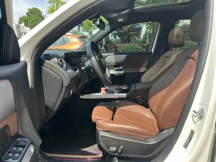 Mercedes-Benz GLB-Class Mercedes-Benz GLB 2022 GLB 200 Dynamic 2022 — миниатюра 2