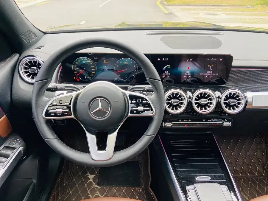 Mercedes-Benz GLB-Class Mercedes-Benz GLB 2022 facelift GLB 200 Fashion Edition 2022 — миниатюра 3