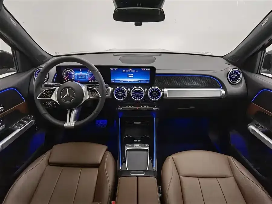 Mercedes-Benz GLB-Class Mercedes-Benz GLB 2024 facelift GLB 220 Dynamic 2025 — миниатюра 2