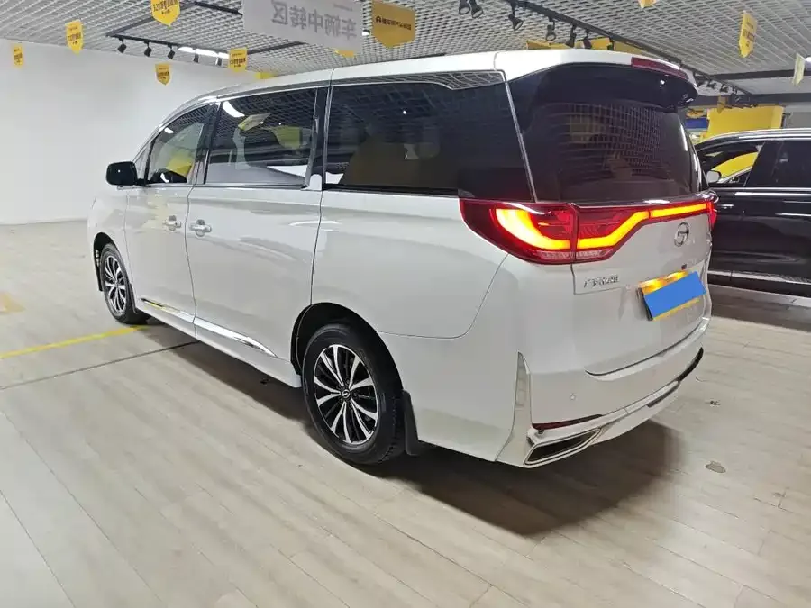 GAC Trumpchi M8 Trumpchi M8 2024 Lingxiu Series 390T Luxury Edition 2026 — миниатюра 2