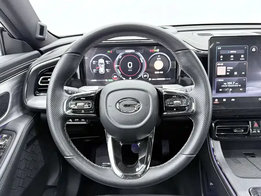 GAC Trumpchi GS8 Trumpchi GS8 2022 Dual Engine Series 2.0TM 2WD Premium Edition (7 Seaters) 2024 — миниатюра 4