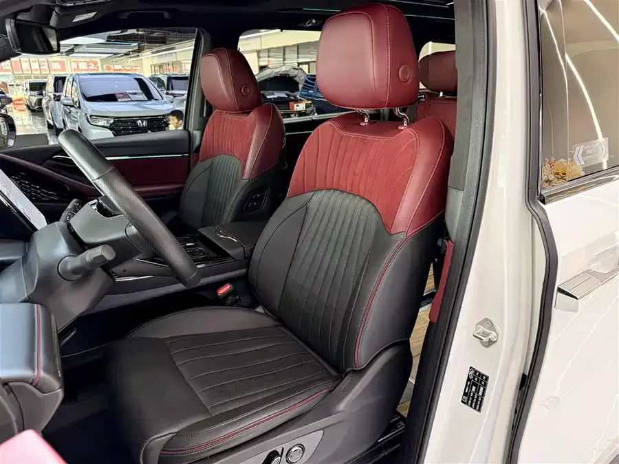 GAC Trumpchi M8 Trumpchi M8 2023 Grandmaster Series 400T Flagship Edition 2023 — миниатюра 2