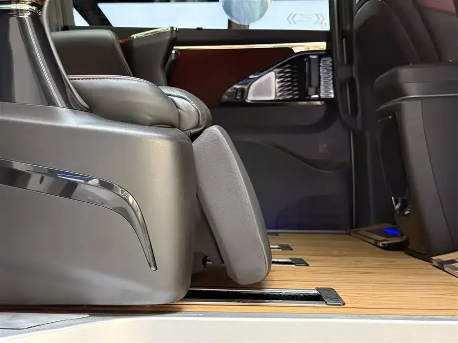 GAC Trumpchi M8 Trumpchi M8 2023 Grandmaster Series 400T Flagship Edition 2023 — миниатюра 4