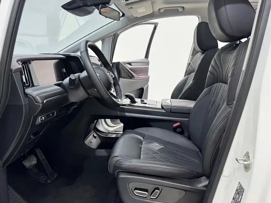 GAC Trumpchi M8 Trumpchi M8 2024 Master Series 400T Premium Edition 2023 — миниатюра 3