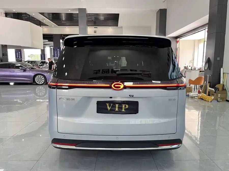 GAC Trumpchi E8 PHEV Trumpchi E8 PHEV 2024 150km MAX+ 2024 — миниатюра 3