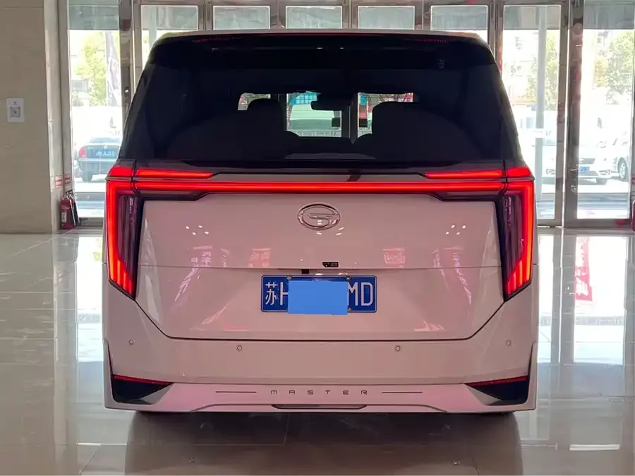 GAC Trumpchi M8 Trumpchi M8 2023 Grandmaster Series 400T Supreme Edition 2023 — миниатюра 5