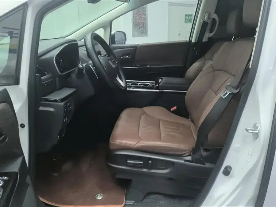 Honda Odyssey 2024 Odyssey 2.0L e:HEV Elite Edition 2023 — миниатюра 3