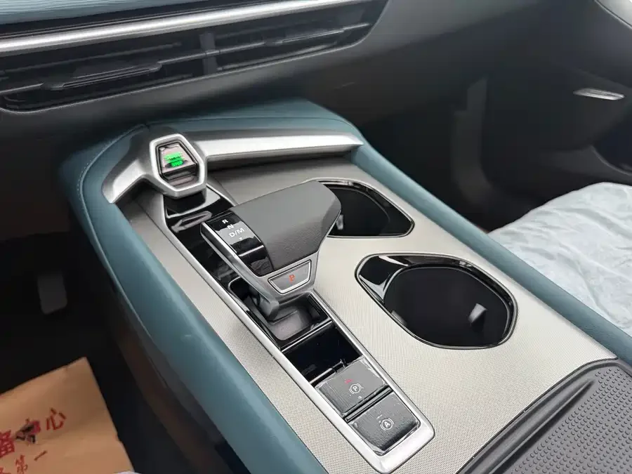 MG 7 MG7 2026 2.0T Trophy+ Super Sport Edition 2026 — миниатюра 3