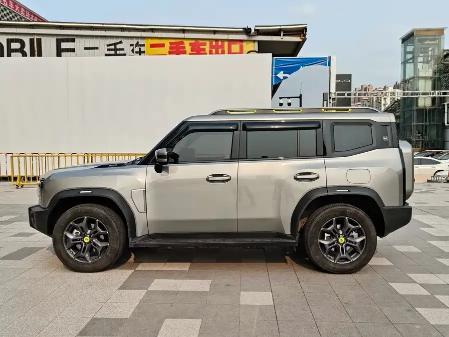 Jetour Traveler C-DM Jetour Traveler C-DM 2024 C-DM 129KM Forest Edition 2025 — миниатюра 4
