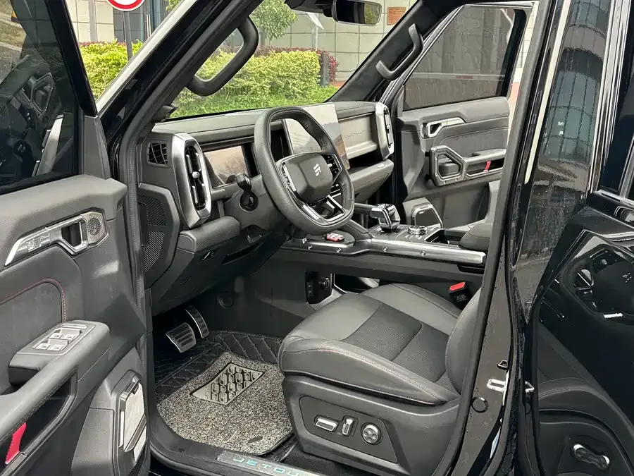 Jetour Traveler C-DM Jetour Traveler C-DM 2024 C-DM 208KM Off-Road Edition 2024 — миниатюра 2