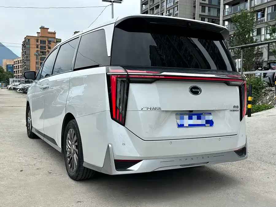 GAC Trumpchi M8 Trumpchi M8 2023 Grandmaster Series Dual Engine Royal Edition 2022 — миниатюра 5