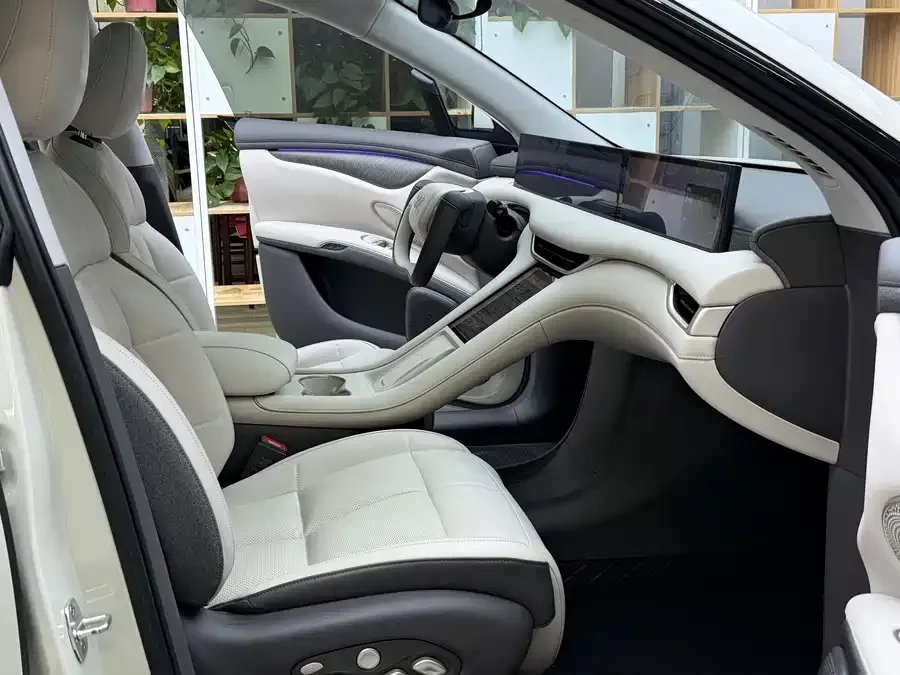 IM Motors LS6 Zhiji LS6 2025 Long-range Lizard Smart Driving Edition 2024 — миниатюра 5