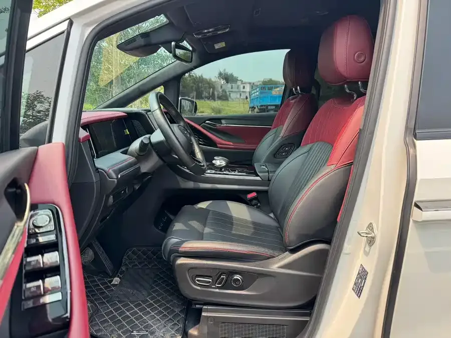 GAC Trumpchi M8 Trumpchi M8 2023 Grandmaster Series 400T Flagship Edition 2024 — миниатюра 3