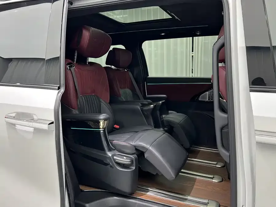 GAC Trumpchi M8 Trumpchi M8 2023 Grandmaster Series 400T Supreme Edition 2024 — миниатюра 5