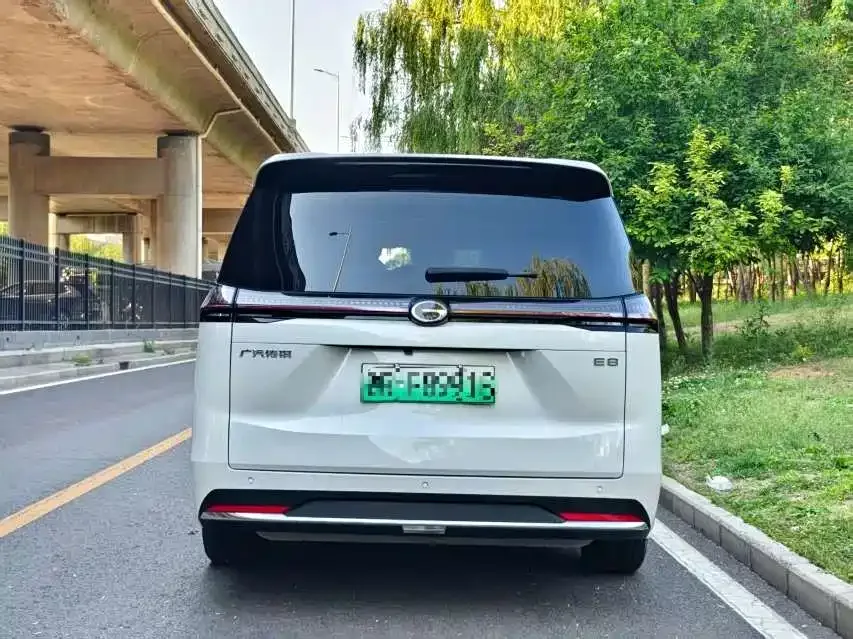 GAC Trumpchi E8 PHEV Trumpchi E8 PHEV 2024 150km MAX+ 2024 — миниатюра 2