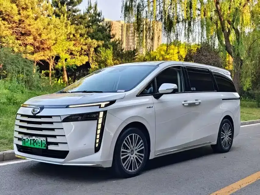 GAC Trumpchi E8 PHEV 2024
