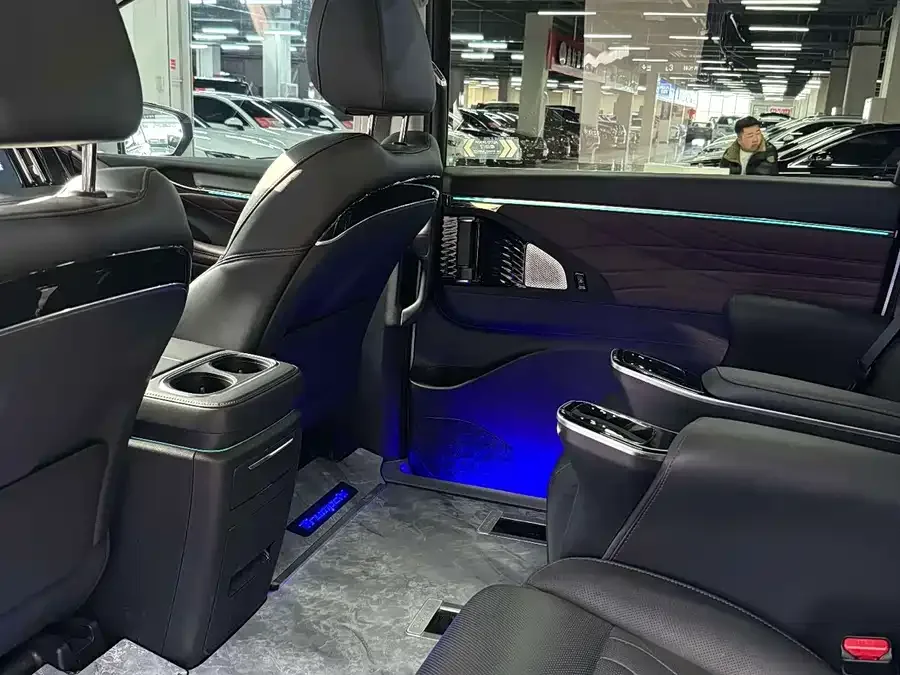 GAC Trumpchi M8 Trumpchi M8 2024 Master Series Super Hybrid Edition 2024 — миниатюра 2