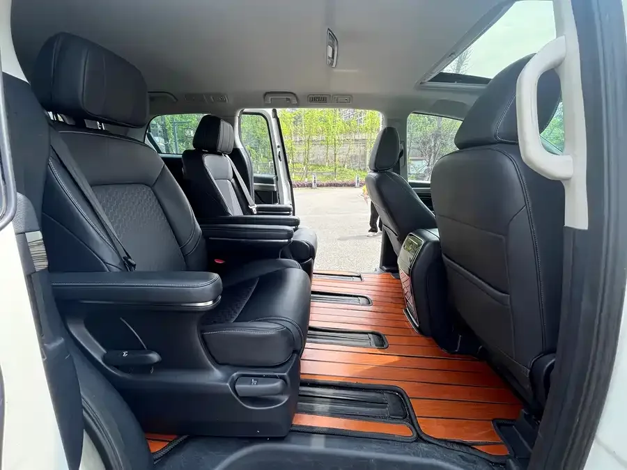 GAC Trumpchi M8 Trumpchi M8 2024 Lingxiu Series 390T Luxury Edition 2024 — миниатюра 3